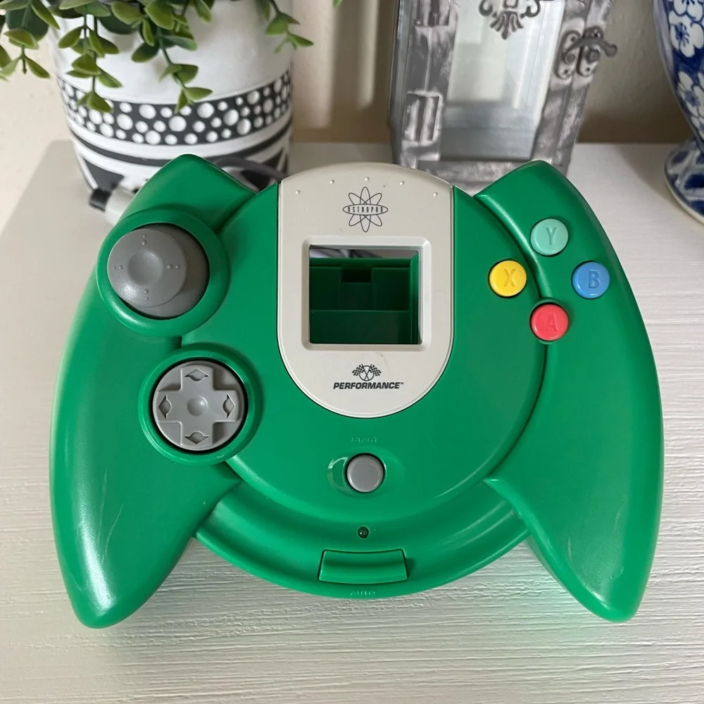 Astropad Performance Controllers - Sega Dreamcast - Green - Clean Tested works